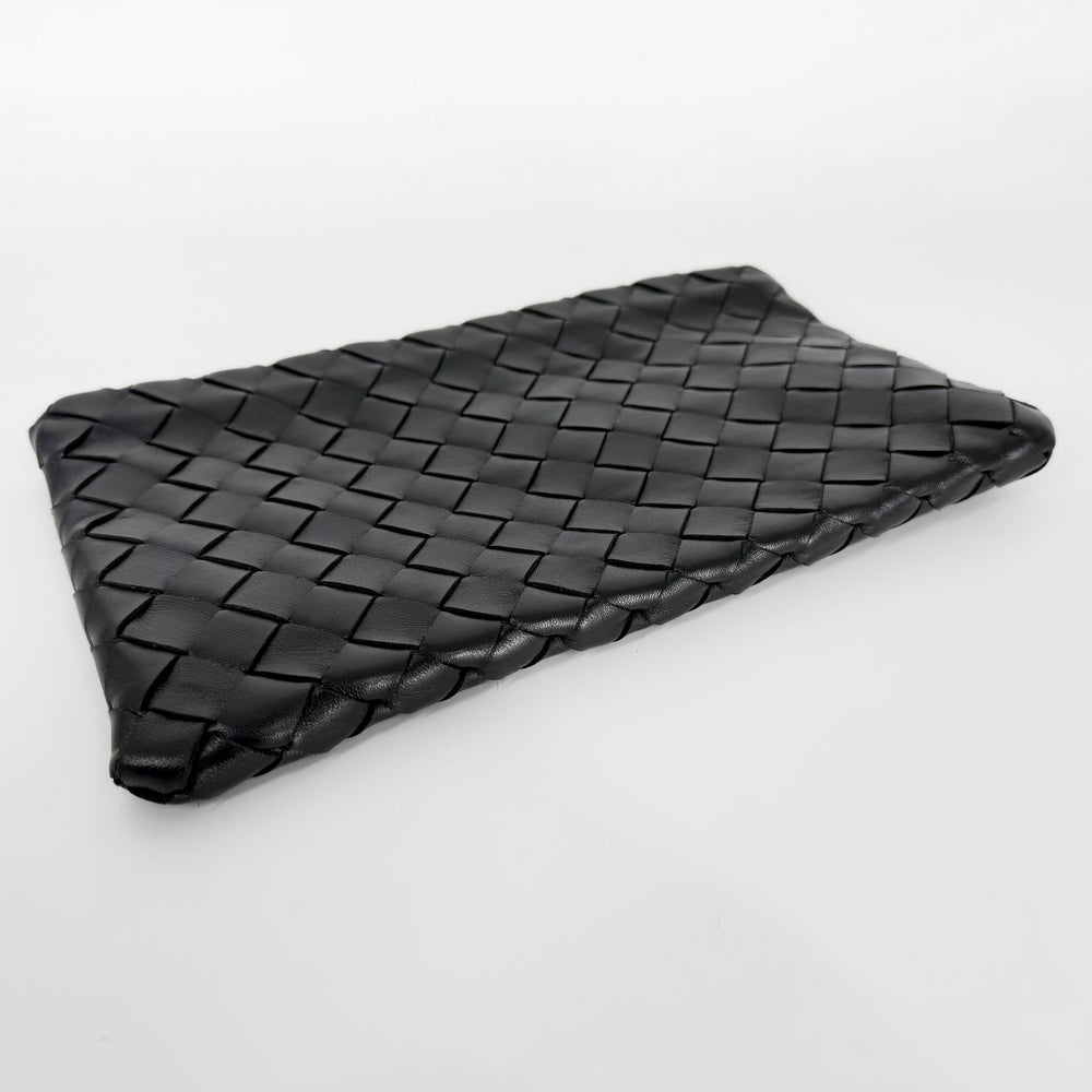 BOTTEGAVENETA ボッテガヴェネタ クラッチバッグ イントレチャート レザー ブラック 黒 ゴールド金具 メンズ【中古品】
