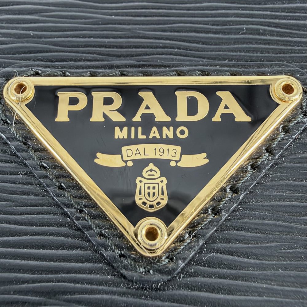 PRADA プラダ ショルダーバッグ ショルダーウォレット トライアングルロゴ ポシェット レザー ナイロン ブラック 黒 ゴールド金具 レディース【中古品】