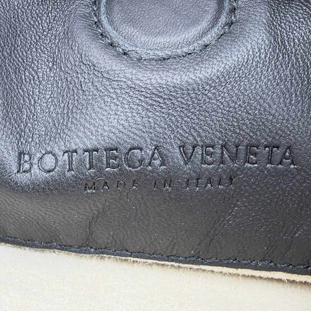 BOTTEGAVENETA ボッテガヴェネタ トートバッグ イントレチャート ワンショルダー カンパーナ メンズ レディース レザー ブラック 黒 ブラック金具 ユニセックス【中古品】
