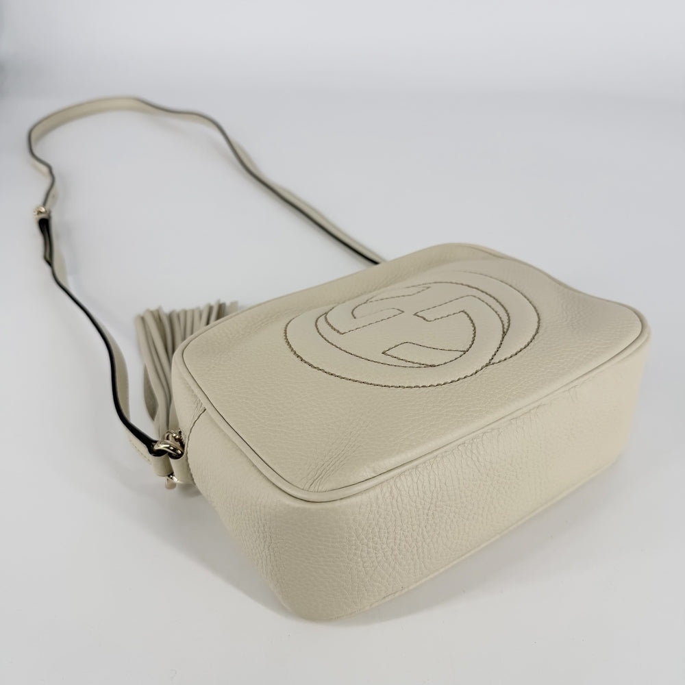 GUCCI グッチ ショルダーバッグ ソーホー タッセル インターロッキングG 308364 レザー アイボリー シルバー金具 レディース【中古品】