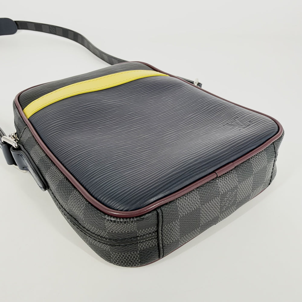 LOUIS VUITTON ルイヴィトン ショルダーバッグ ダヌーブ M55100 ダミエグラフィットキャンバス ブラック 黒 イエロー シルバー金具 メンズ【中古品】