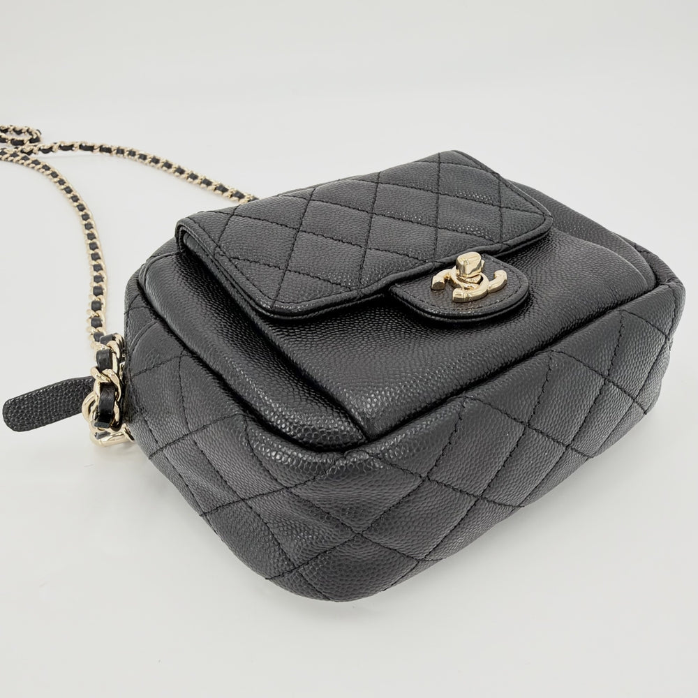 CHANEL シャネル ショルダーバッグ マトラッセ チェーンショルダー ポシェット ミニバッグ ココマーク キャビアスキン ブラック 黒 ゴールド金具 レディース【中古品】