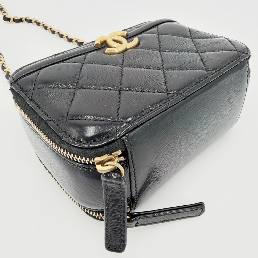 CHANEL シャネル 2WAY マトラッセ トップハンドル ショルダーバッグ ポシェット ターンロック ココマーク レザー ブラック 黒 ゴールド金具 レディース【中古品】