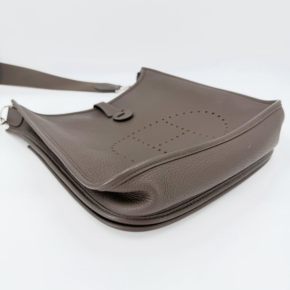 HERMES エルメス ショルダーバッグ エブリン3PM Evelyne □M刻印 レザー ブラウン 茶 シルバー金具 レディース 2009年【中古品】