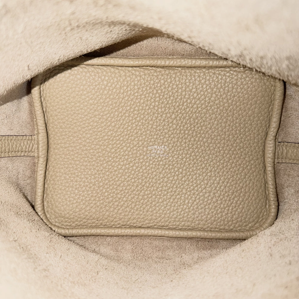 HERMES エルメス ハンドバッグ ピコタンロックPM W刻印 レザー ベージュ シルバー金具 レディース 2024年【中古品】