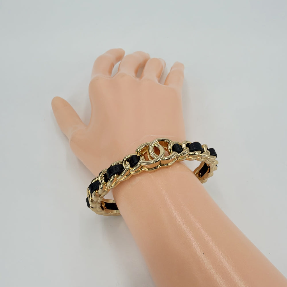 CHANEL シャネル バングル ココマーク チェーン ブレスレット アクセサリー GP レザー B24K ゴールド ブラック 黒 レディース 約38.9g 2024年【中古品】